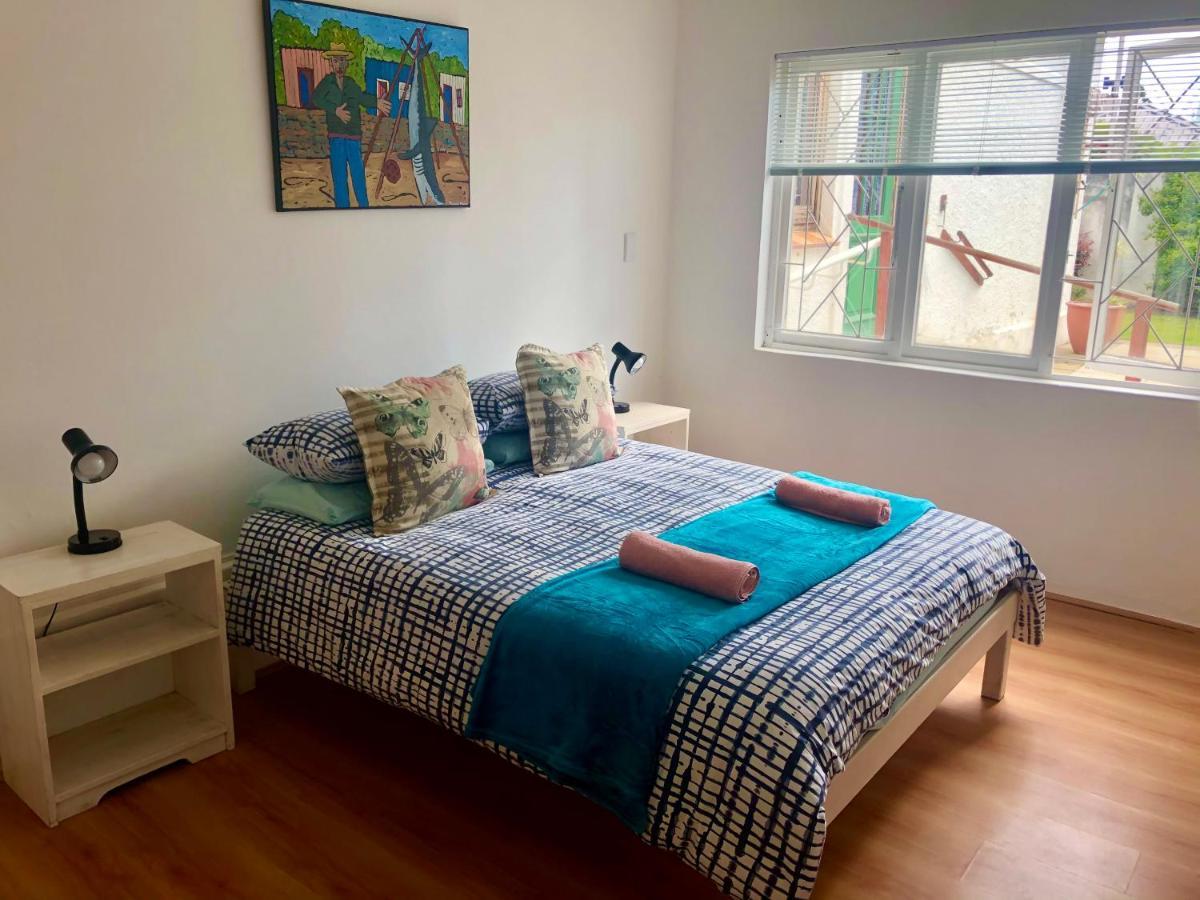 Hermanus Backpackers & Budget Accommodation Exterior photo
