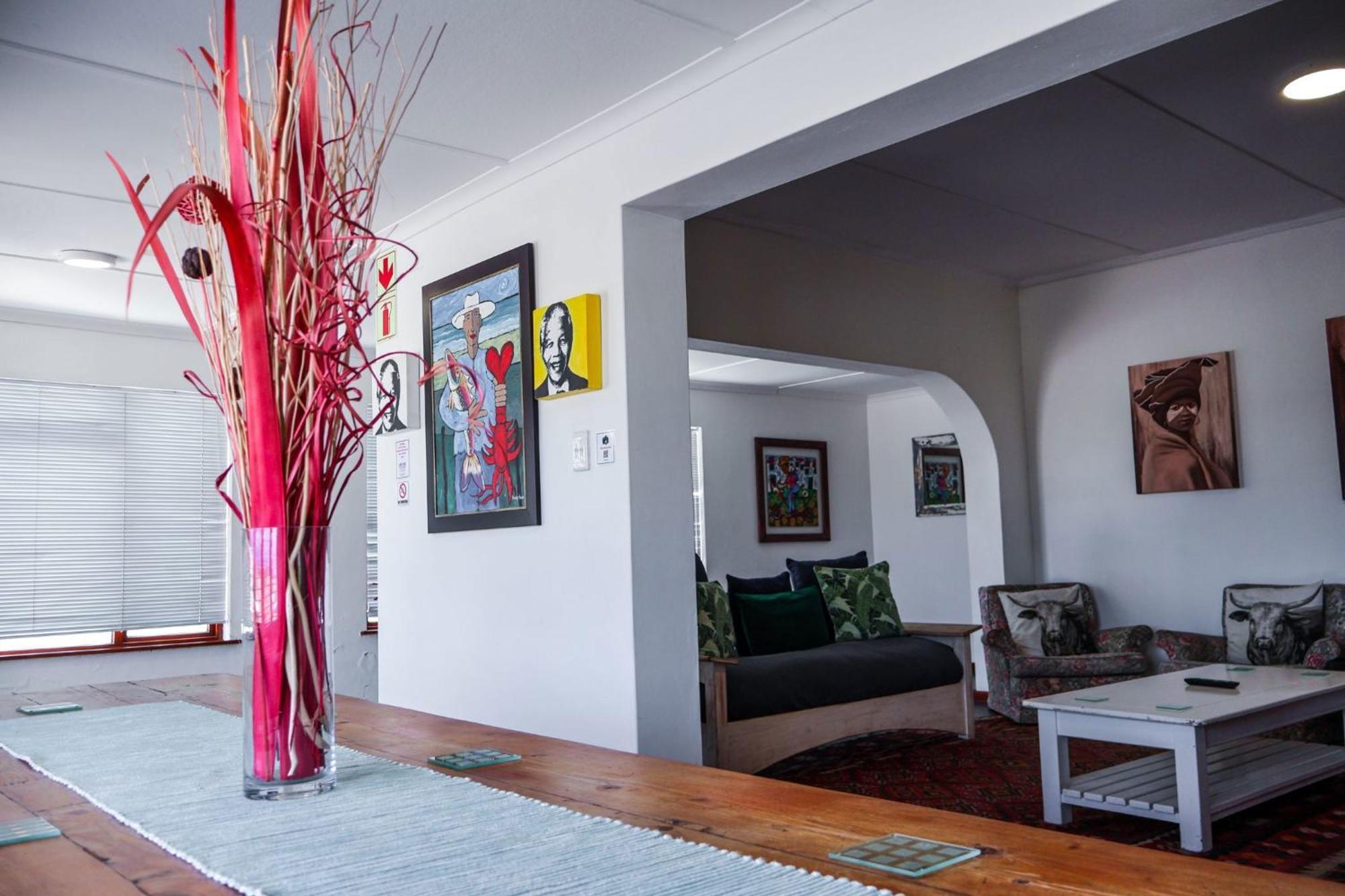 Hermanus Backpackers & Budget Accommodation Exterior photo