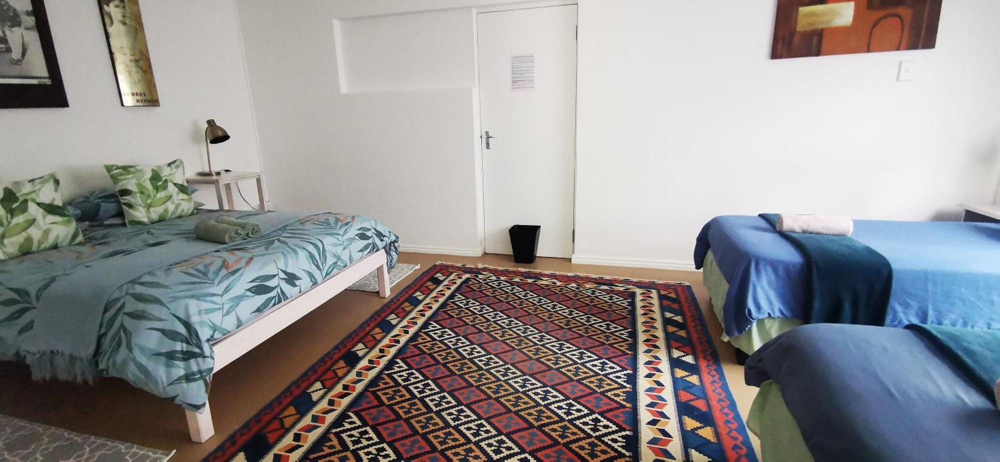 Hermanus Backpackers & Budget Accommodation Exterior photo